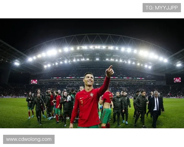 围绕C罗世界杯决赛进球数的历史意义与传奇地位探讨及其对足坛格局影响 围绕C罗世界杯决赛进球数的历史意义与传奇地位探讨及其对足坛格局影响